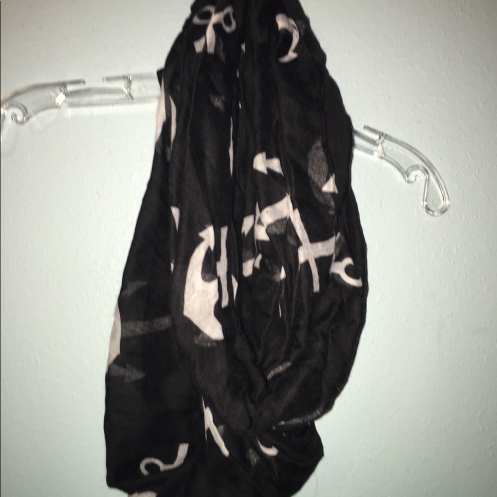 Anchor scarf